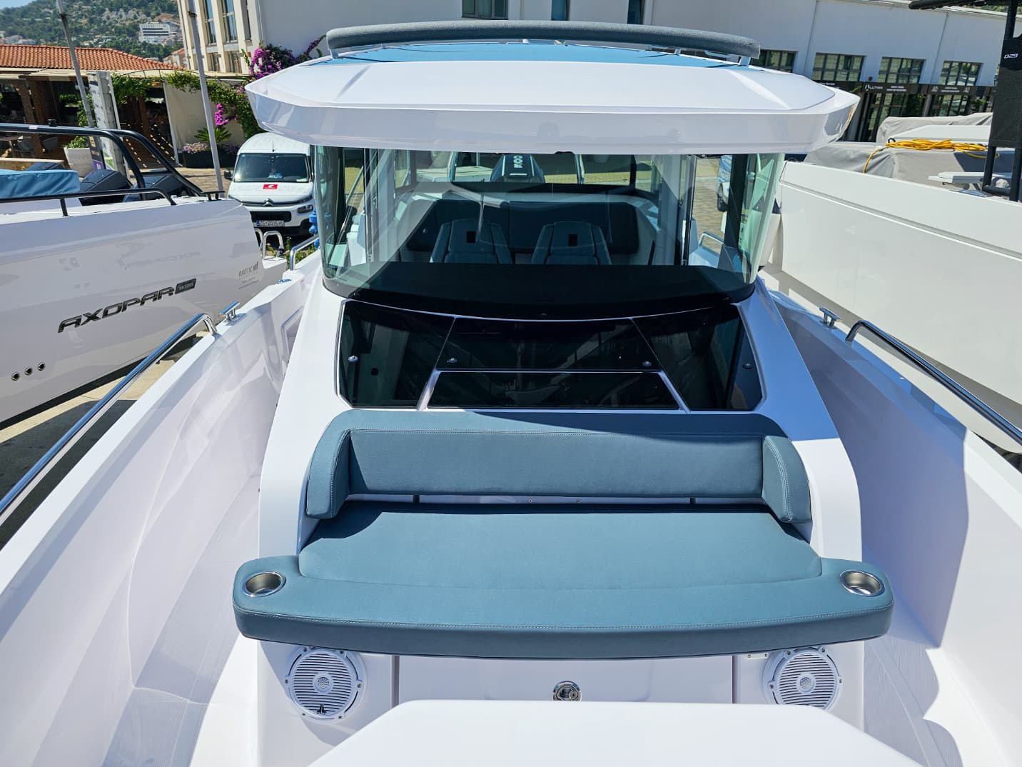 yacht plan