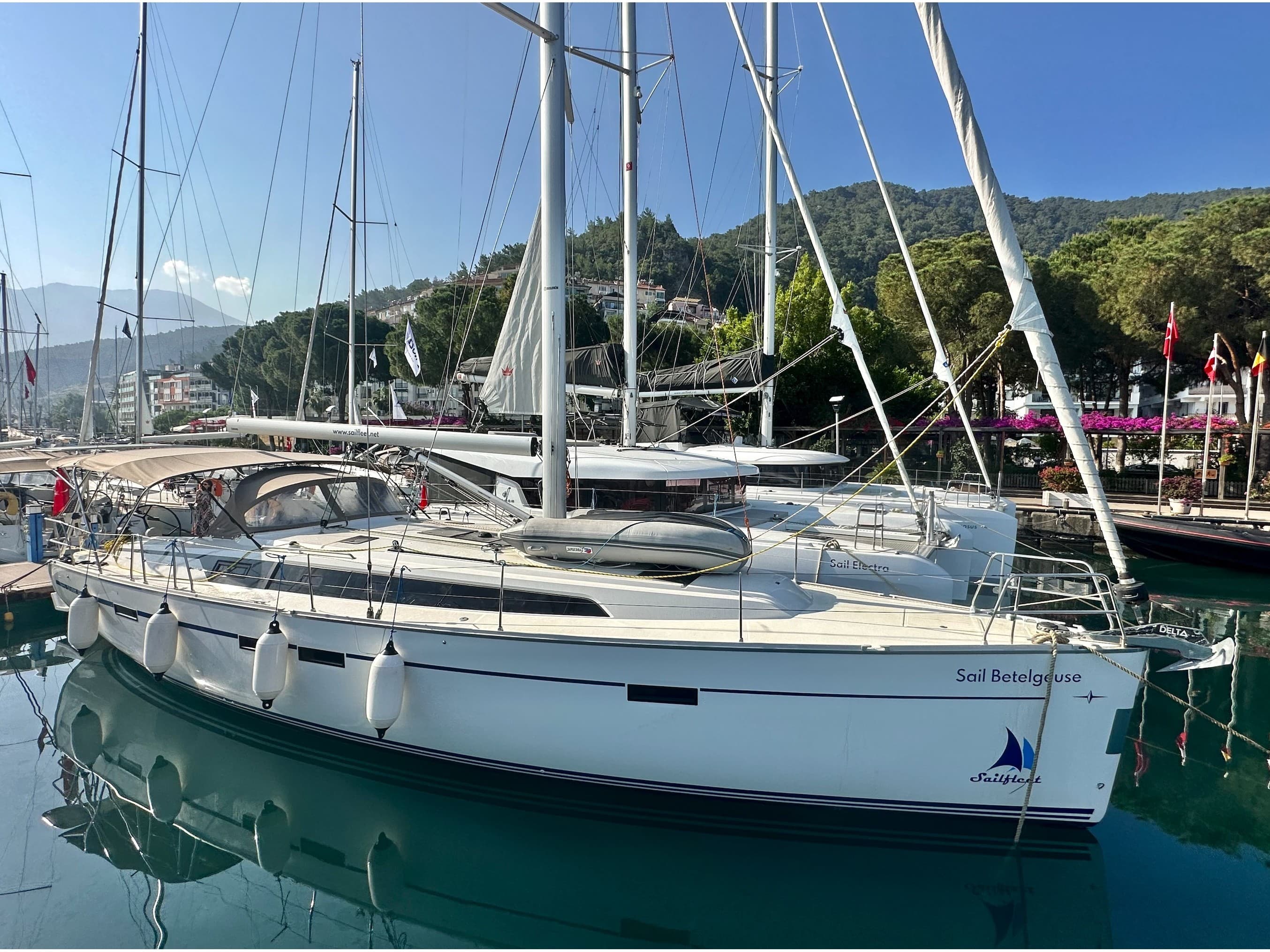 Sail Betelgeuse – Bavaria Yachtbau
