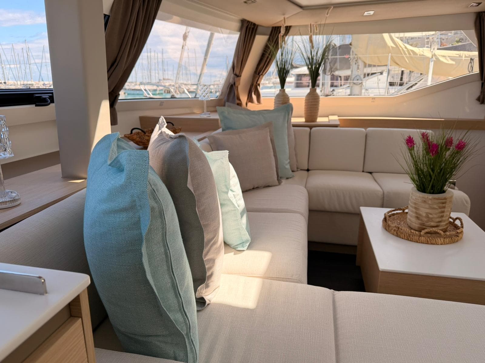 BLU DOLPHIN