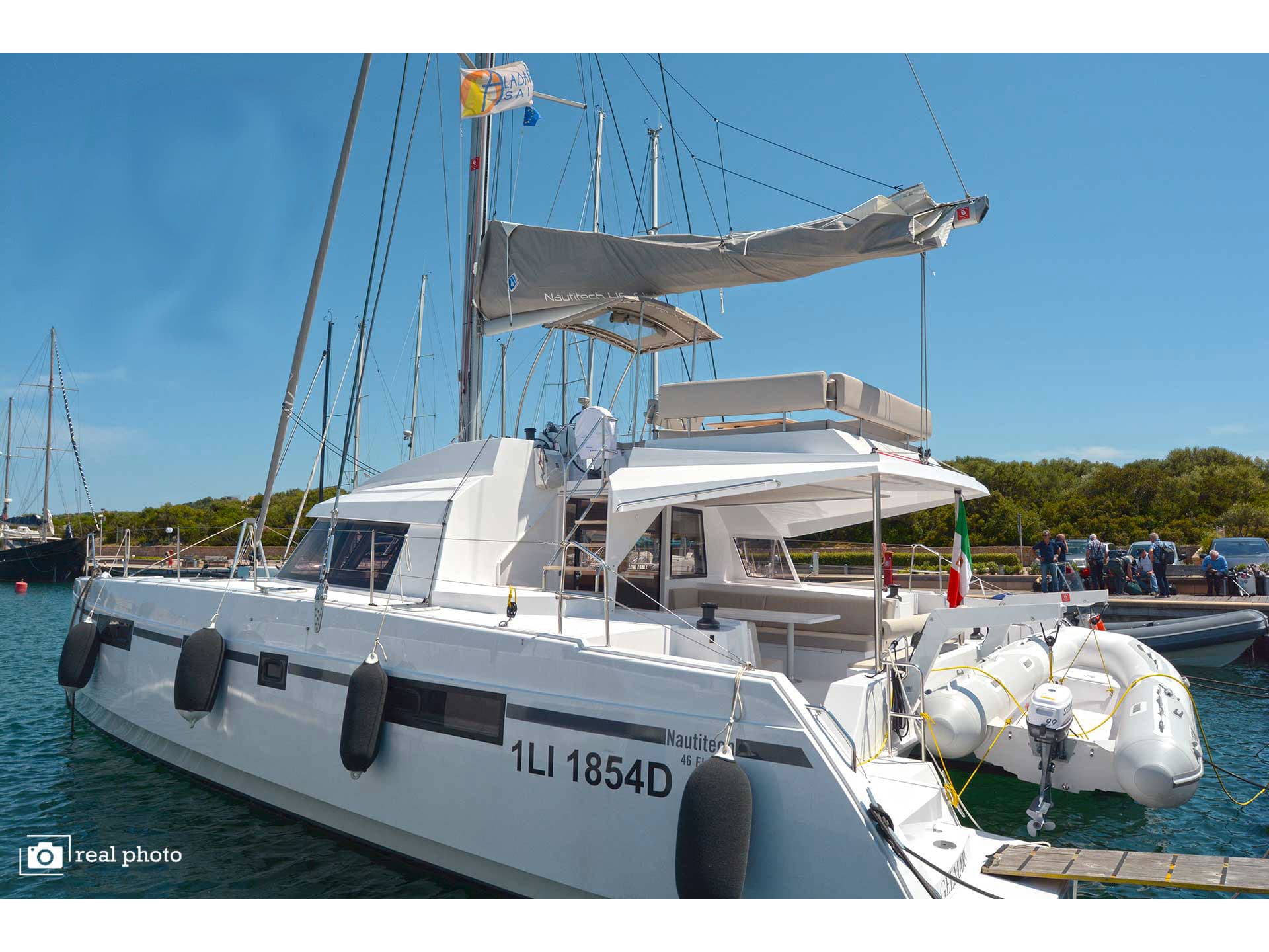 Gelmar - A/C, Generator, Water maker – Catamarans Nautitech