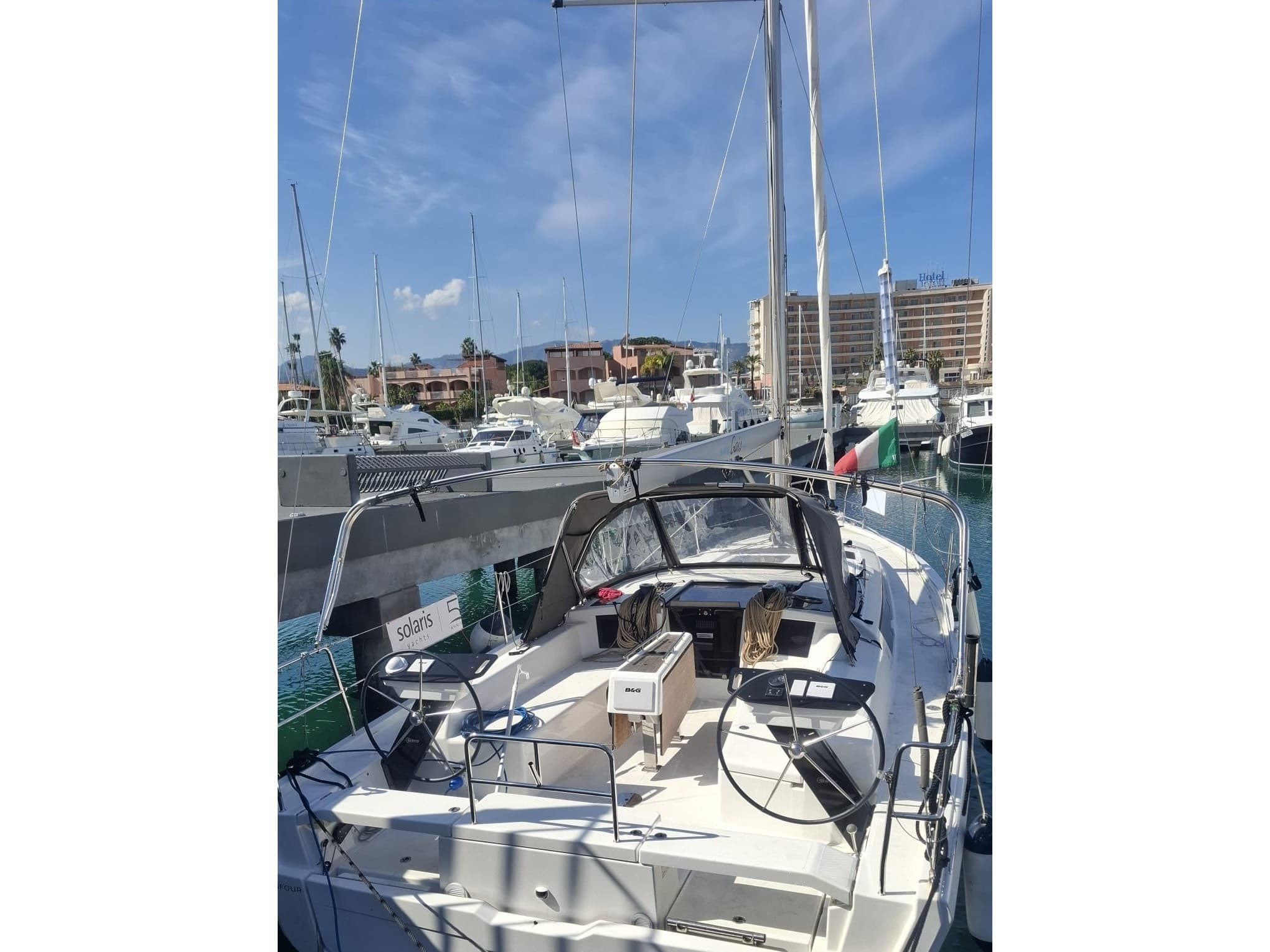 Zazu – Dufour Yachts