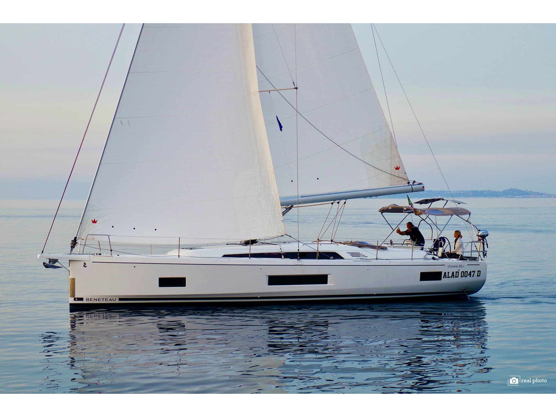 Arianna - Water maker, Solar Panel – Beneteau