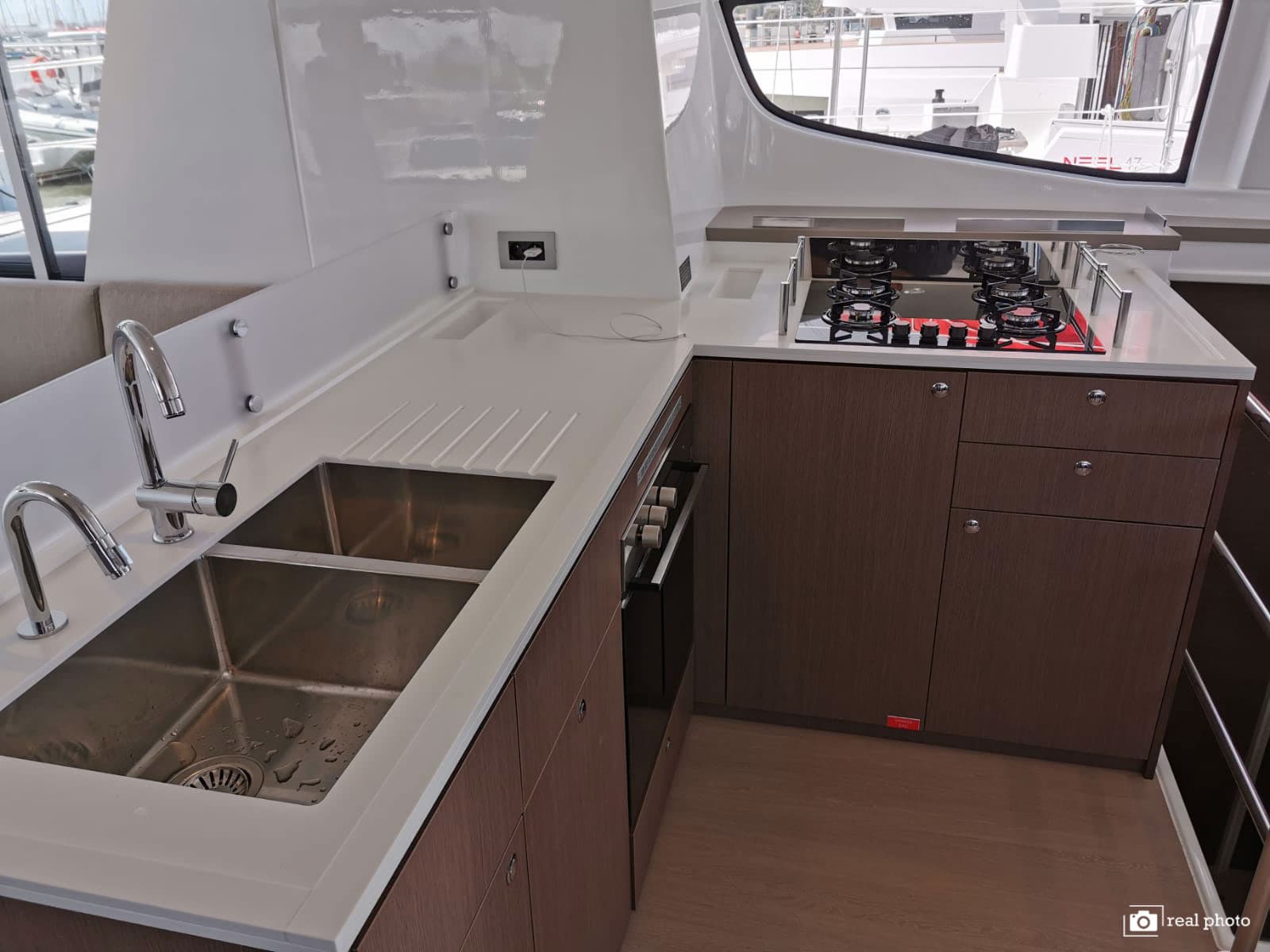 Moderna - A/C, Generator, WM, Solar Panel, BBQ
