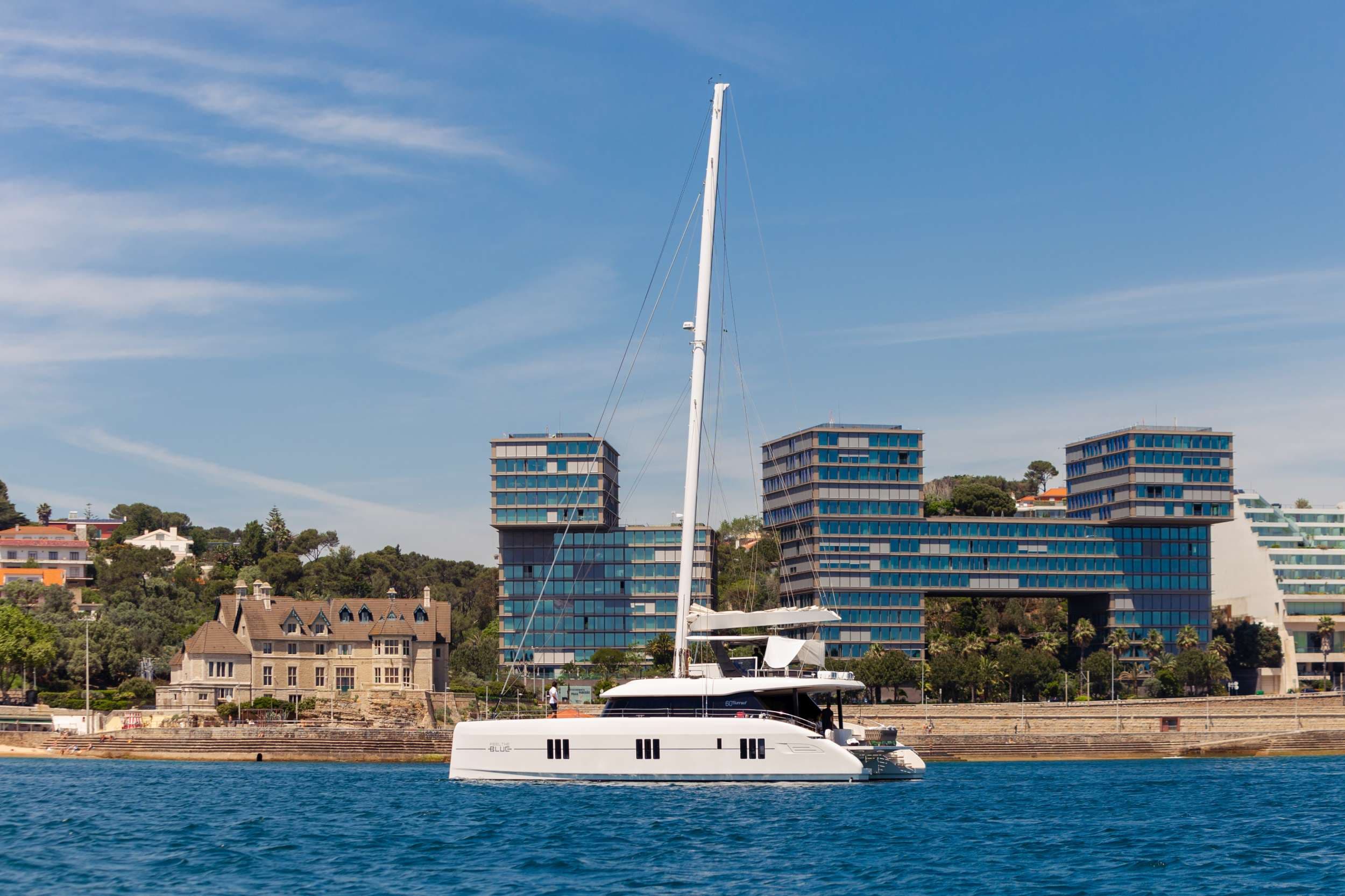 FEEL THE BLUE – Sunreef Yachts